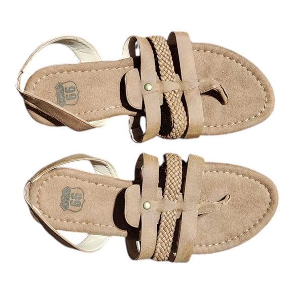 🍁 Never Worn NWOT Route 66 Callie Style Faux Suede Elastic Strap Sandals Size 8 - Picture 2 of 4